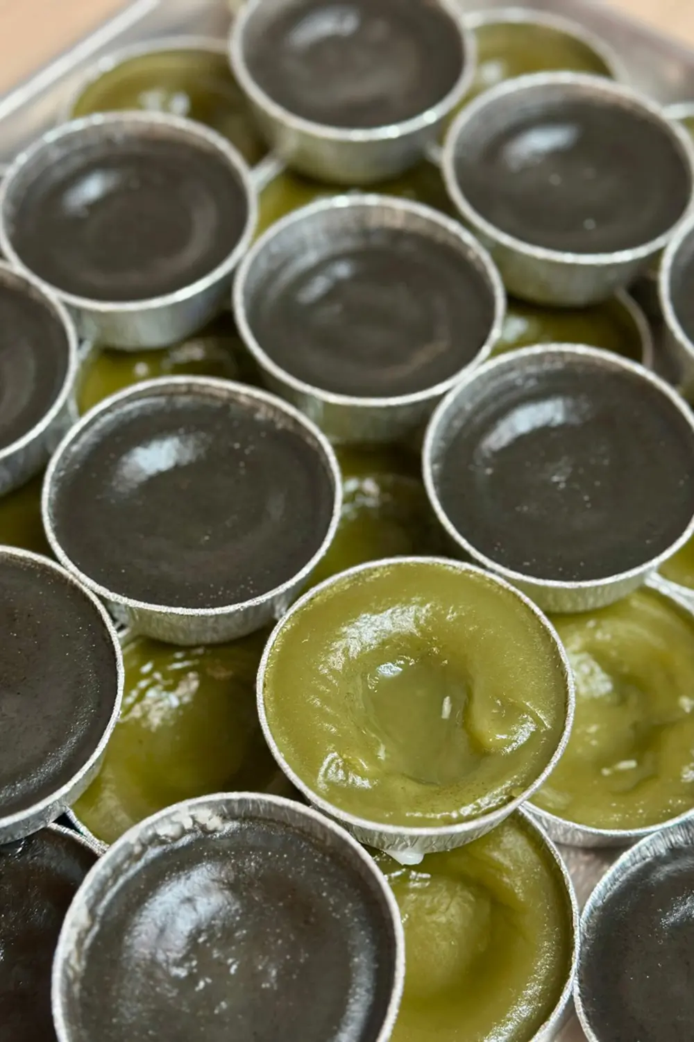 A combination of two flavors of boba rice cakes, offering diverse tastes at Sweet Newbie,a Dessert Shop in Chicago
